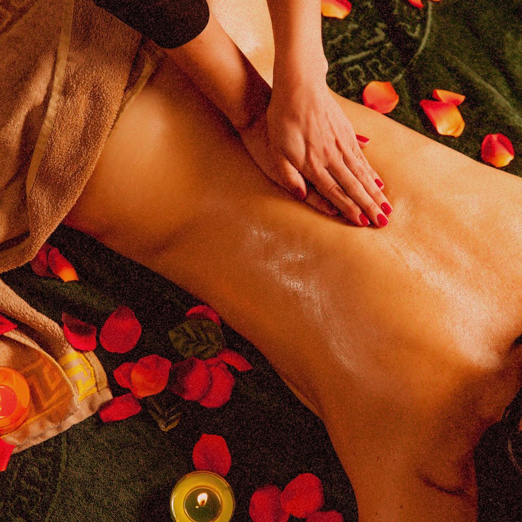 Czym jest aromaterapia i jak działa na ciało i umysł? white grey simple minimalist reading podcast cover